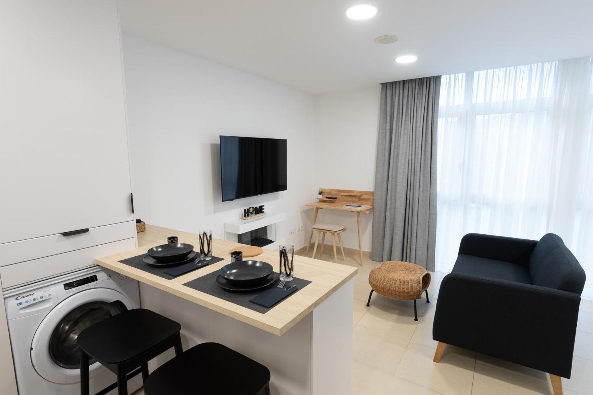 Miniloft Cee Con Wifi En El Centro Del Pueblo 아파트 외부 사진